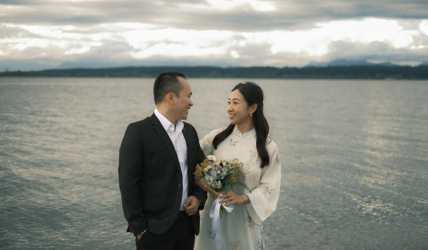 The Wedding Website of Vicky Le and Linh Hoang