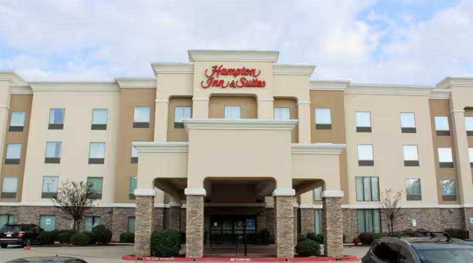 The Wedding Website of Mckensie Johnson and Quinton Didone
