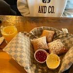 Moon's Kitchen Cafe