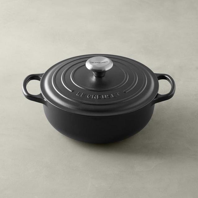 Le Creuset Cast-Iron Essential Oven, 3 1/2-Qt., Matte Black