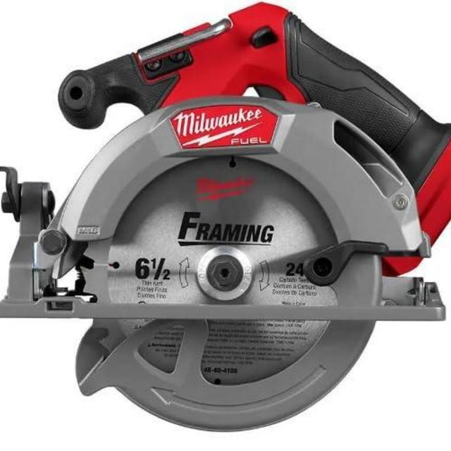 MILWAUKEE - M18 FUEL 18V Lithium-Ion Brushless Cordless 6-1/2 in. Circular Saw - 2833-20