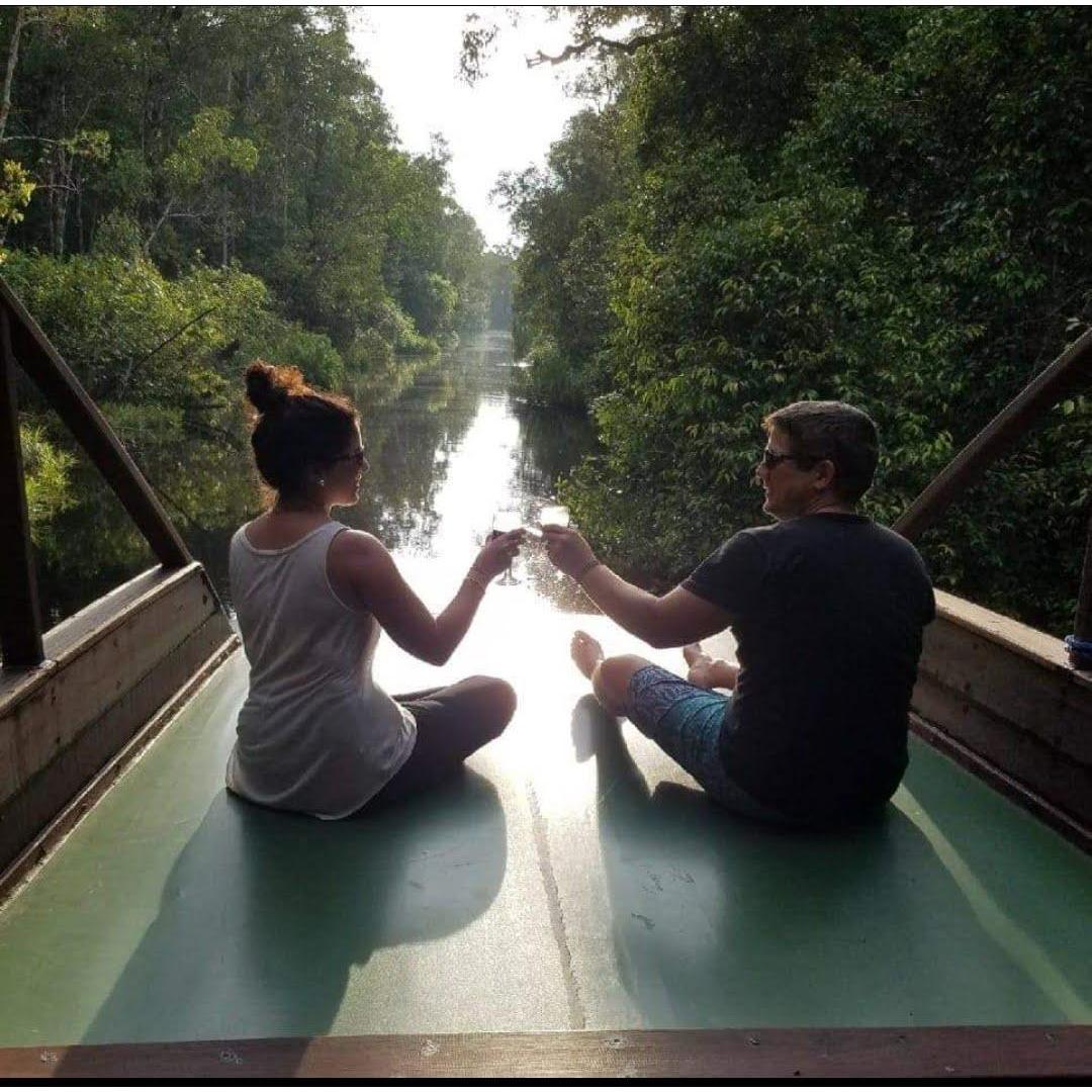 Meeting orangutans in their habitat and living in a boat for 3 days! Borneo Rainforest, Malaysia, 2018