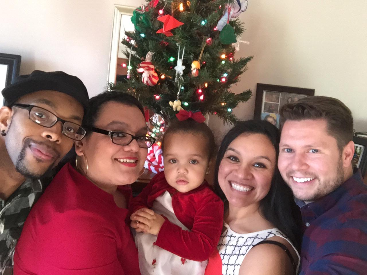 1st Christmas with Vivi’s sister and family