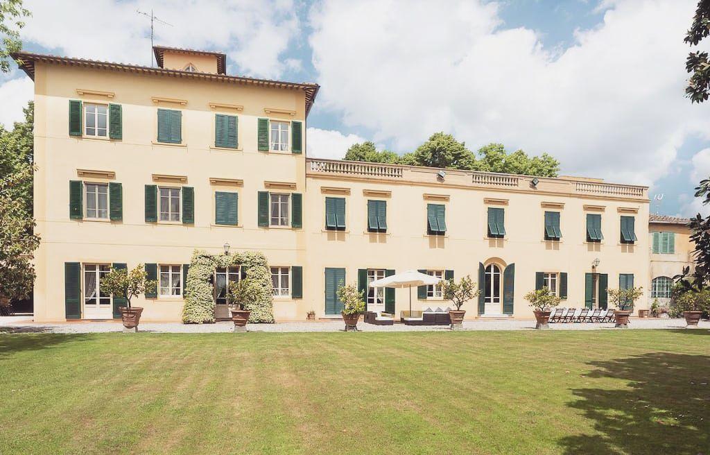 The Wedding Website of Clarissa Gallaccio and Luke Bennett