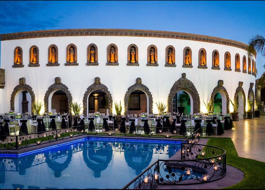 The Wedding Website of Viridiana Perez and Miguel Angel Castillo