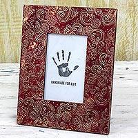 Spiral RedRed Aluminum Photo Frame Floral (4x6) from India
