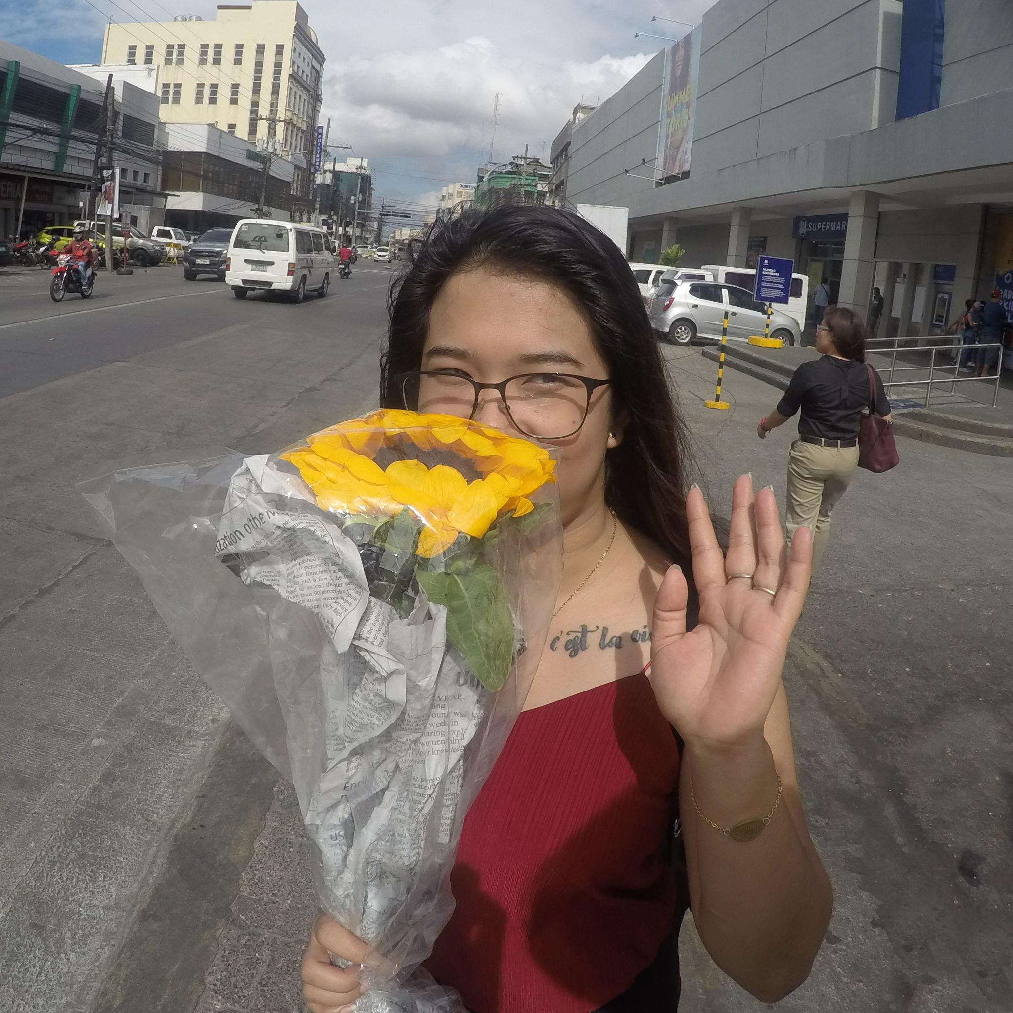 Oh, how Grapes loves sunflowers. <3