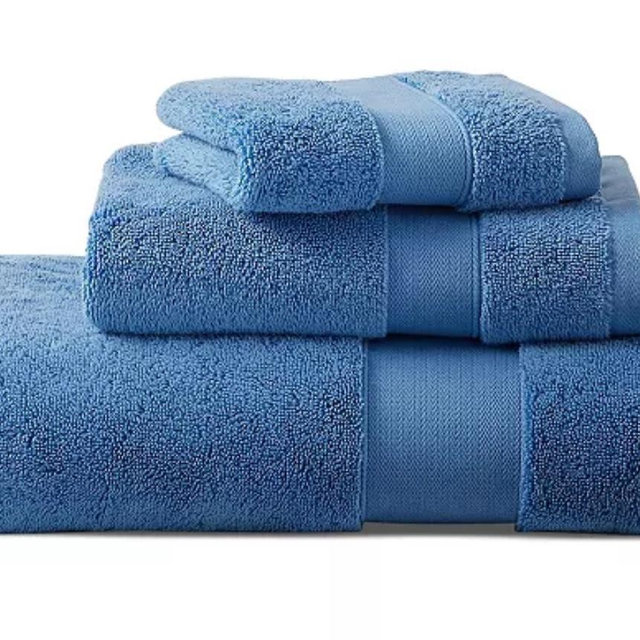 Watson Cotton Bath Towel, 30" x 56"