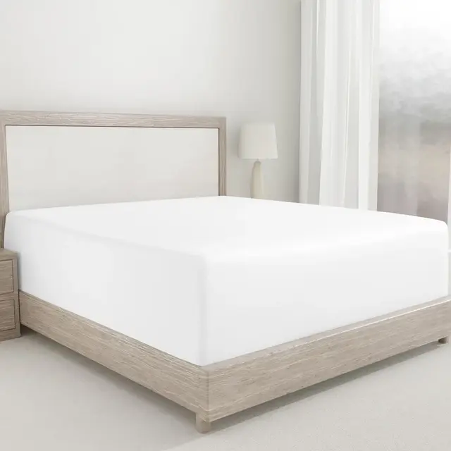 600 Thread Count Sheet - Cooling Sateen Weave, Cotton Fitted Sheet Only, Fully Elasticized with Deep Pockets by California Design Den - White, Queen