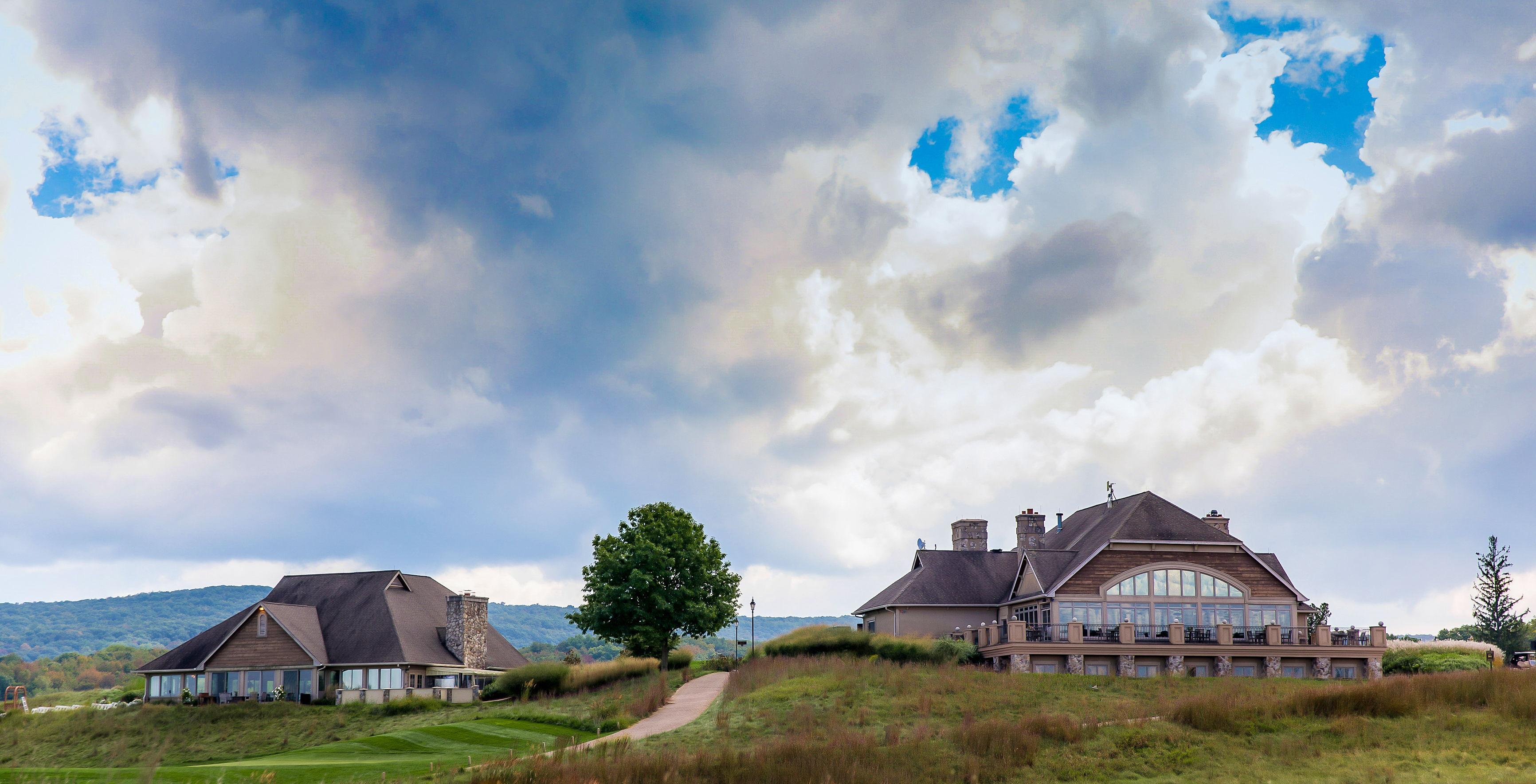 The Wedding Website of Dara Weigand and Zachary Paro