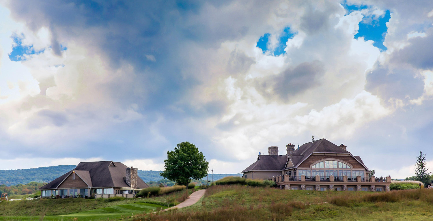 The Wedding Website of Dara Weigand and Zachary Paro