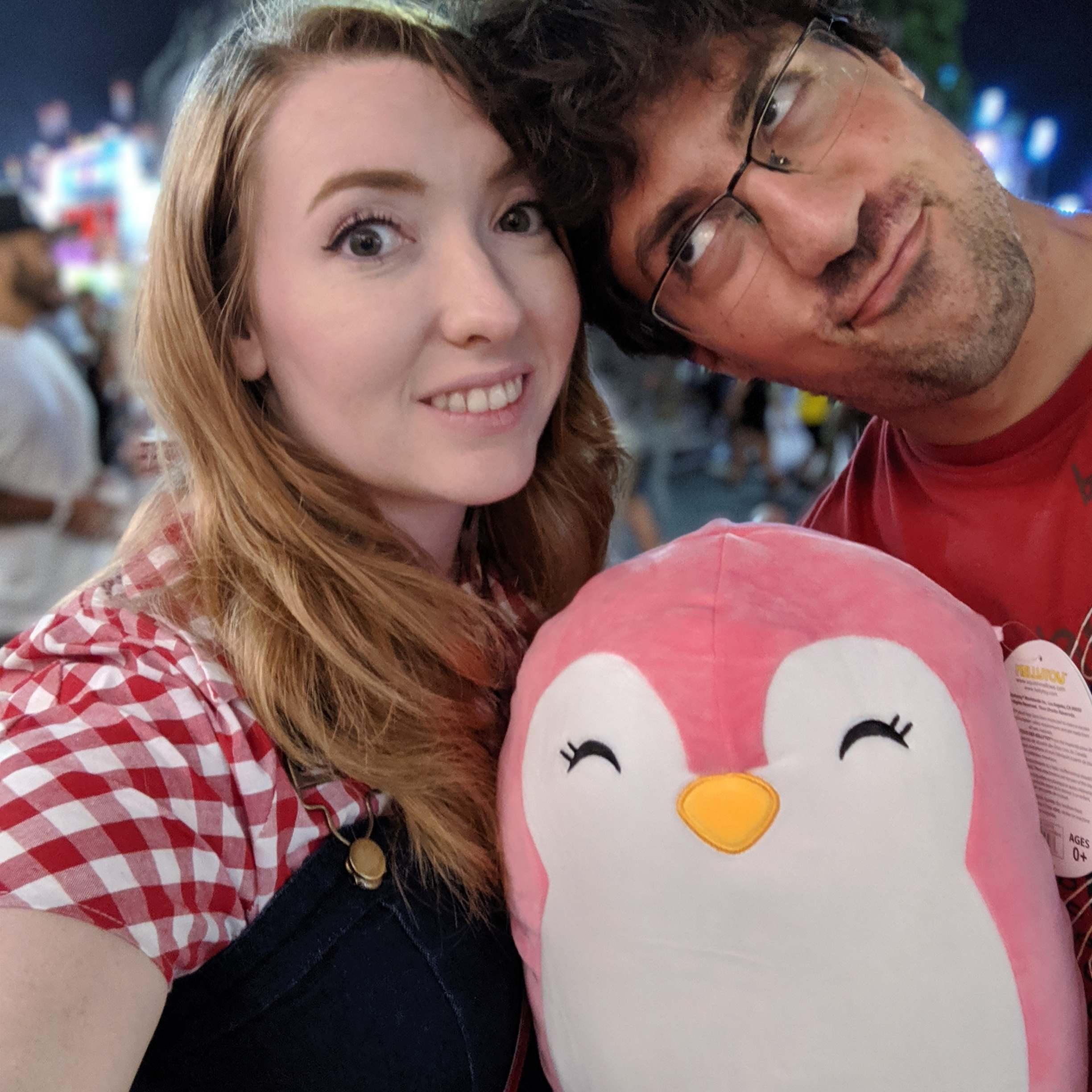 One of our first outings as a couple, to the Orange County Fair.


Una delle nostre prime uscite da coppia, all'Orange County Fair.