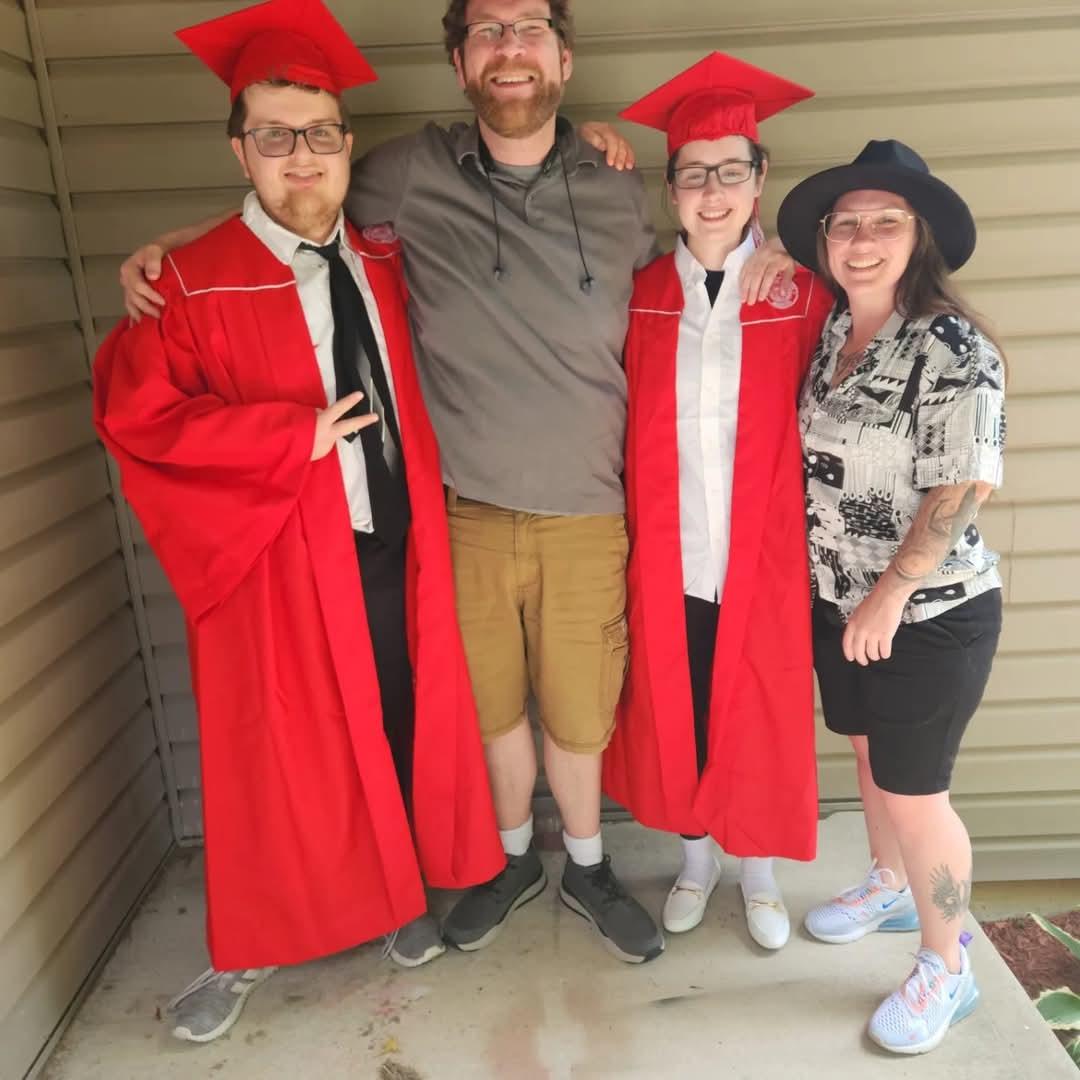 Nicole's sibs!