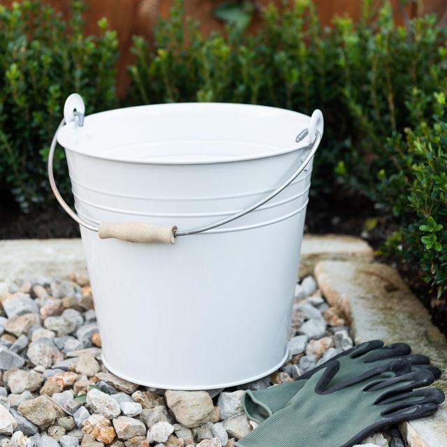 Magnolia White Enamel Bucket