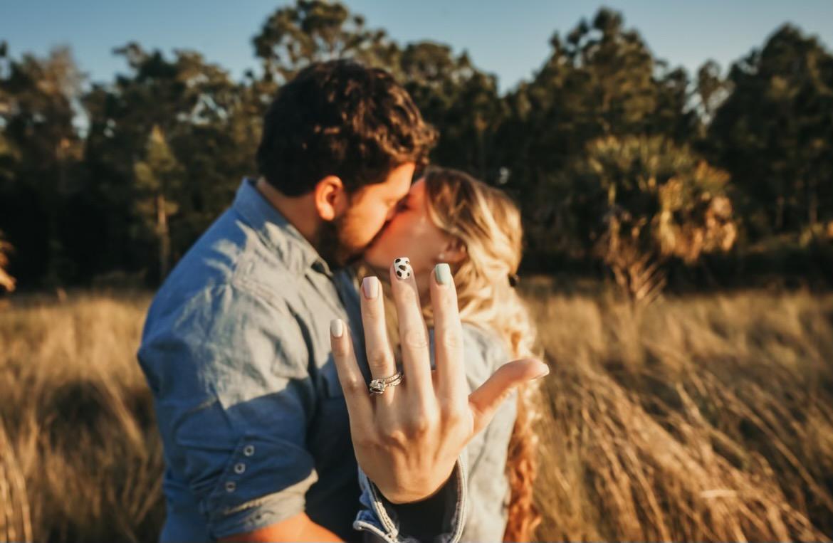 The Wedding Website of Lorena Sawoscinski and Christopher Schneider