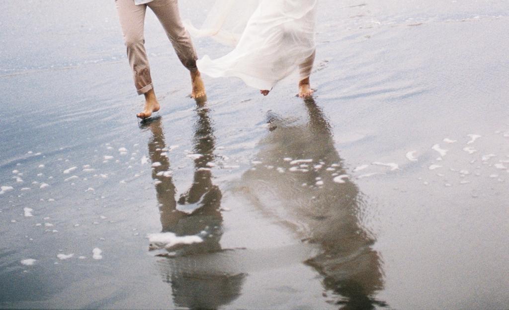 The Wedding Website of Wa Ode Rizkylla and Dhimas Prabawa Bagaskara