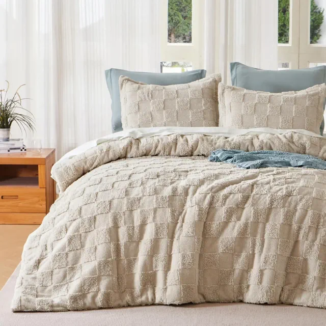 Joyfy 3 PCS Tufted Boho Comforter Set King Size Checkered Comforter Bedding Set with 1 Comforter & 2 Pillow Shams, Bed in a Bag for All Seasons