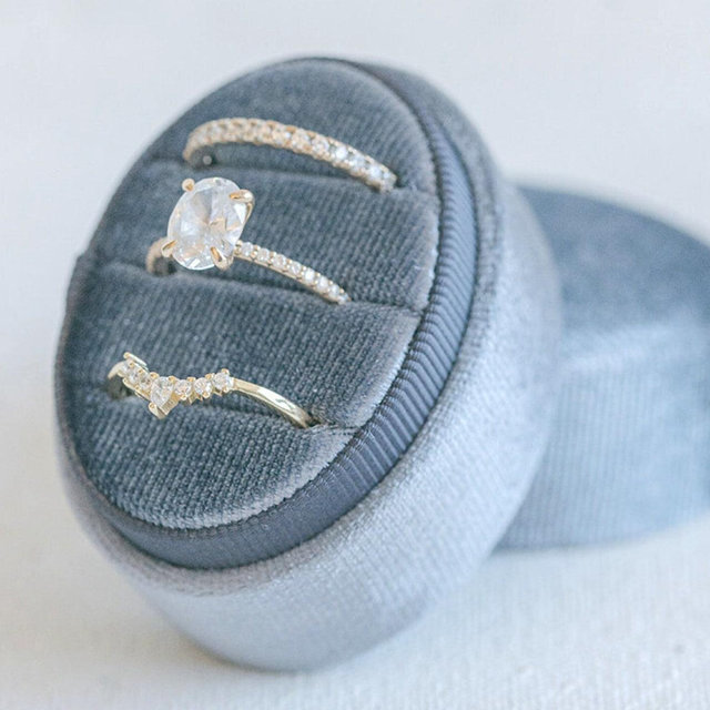 3 Slot Ring Box Wedding Velvet, 3 slot Custom Wedding Ring Box, Engagement, White, Triple Slot, Modern Ring Box, Custom Box Oval Triple