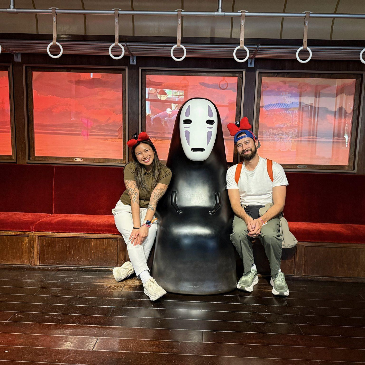 The one thing we learned about Japan is that they love queues. Yes, there was a long one for this picture.