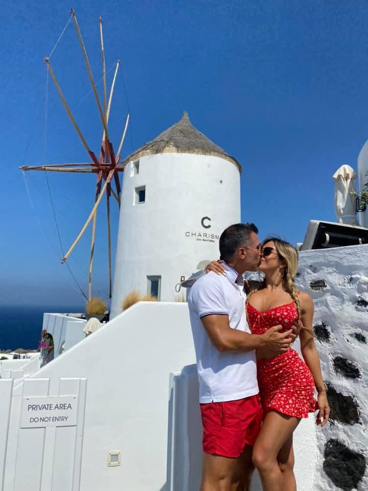 The Wedding Website of Paulina Rueda and Panos Papaspyridakos
