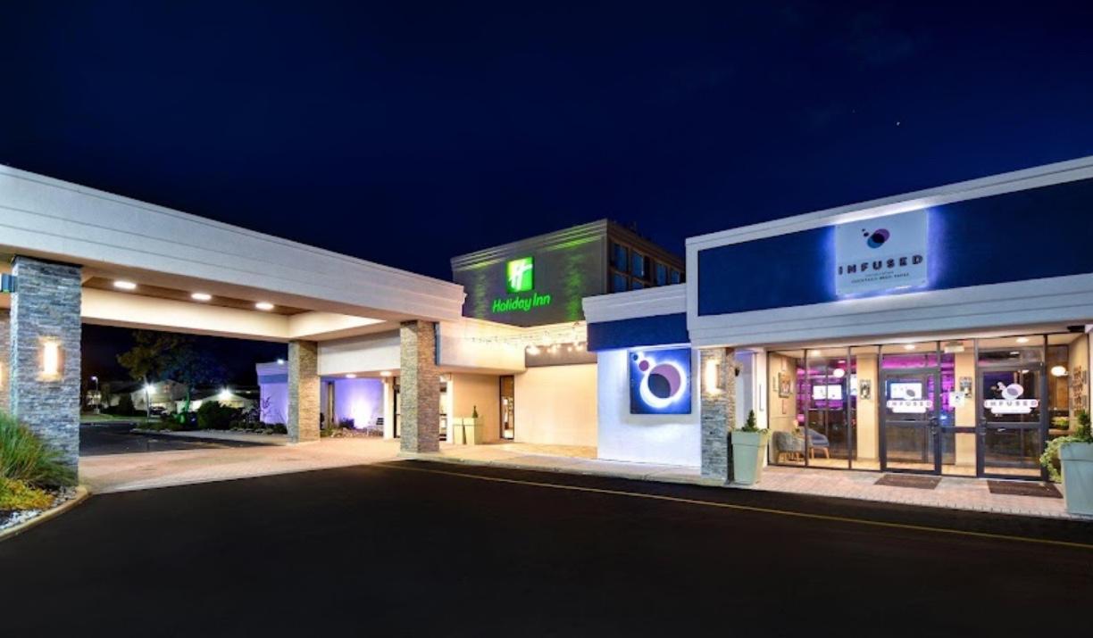 The Wedding Website of Taniqa Fortune and Christopher Vance