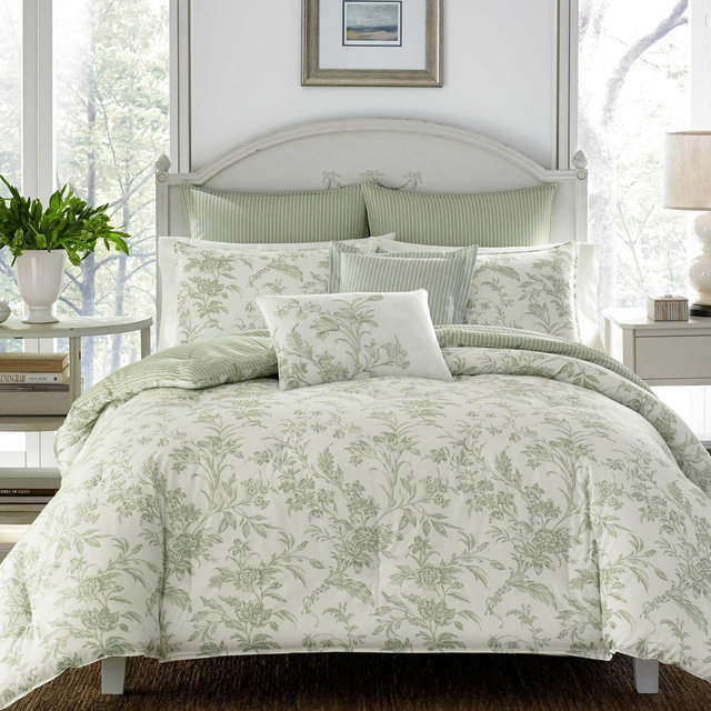 Green Natalie Comforter Set (Full/Queen)- Laura Ashley