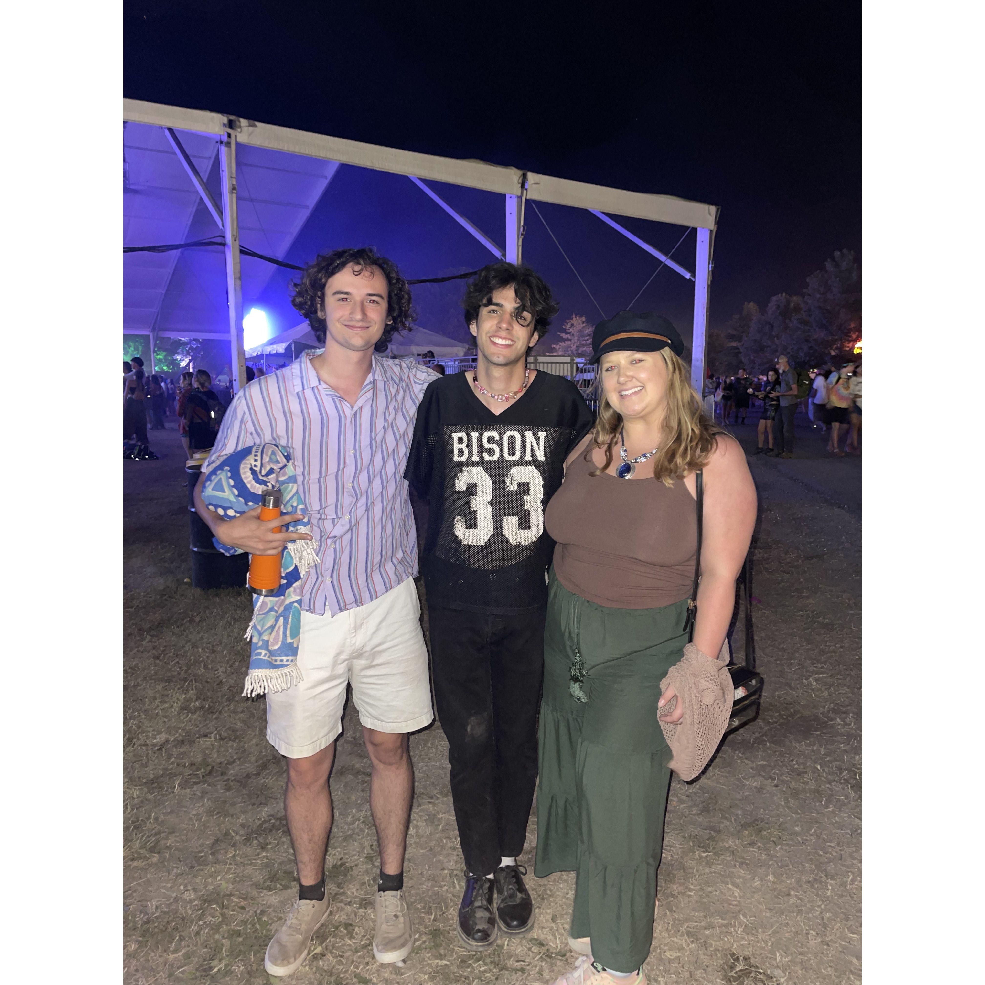 when we ran into a celeb at a music festival