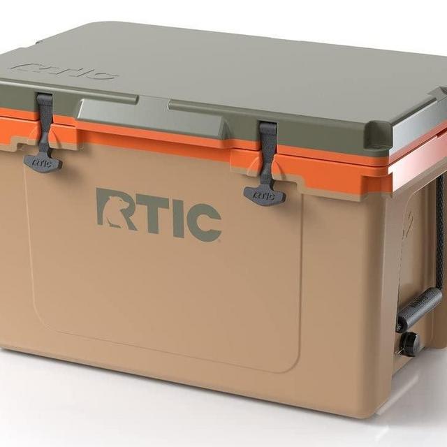 RTIC Ultra-Light 52 qt, 30% Lighter Than Rotomolded, Ice Chest with Heavy Duty Rubber Latches, Insulated Walls Keeping Ice Cold for Days, Great for The Beach, Fishing & Camping