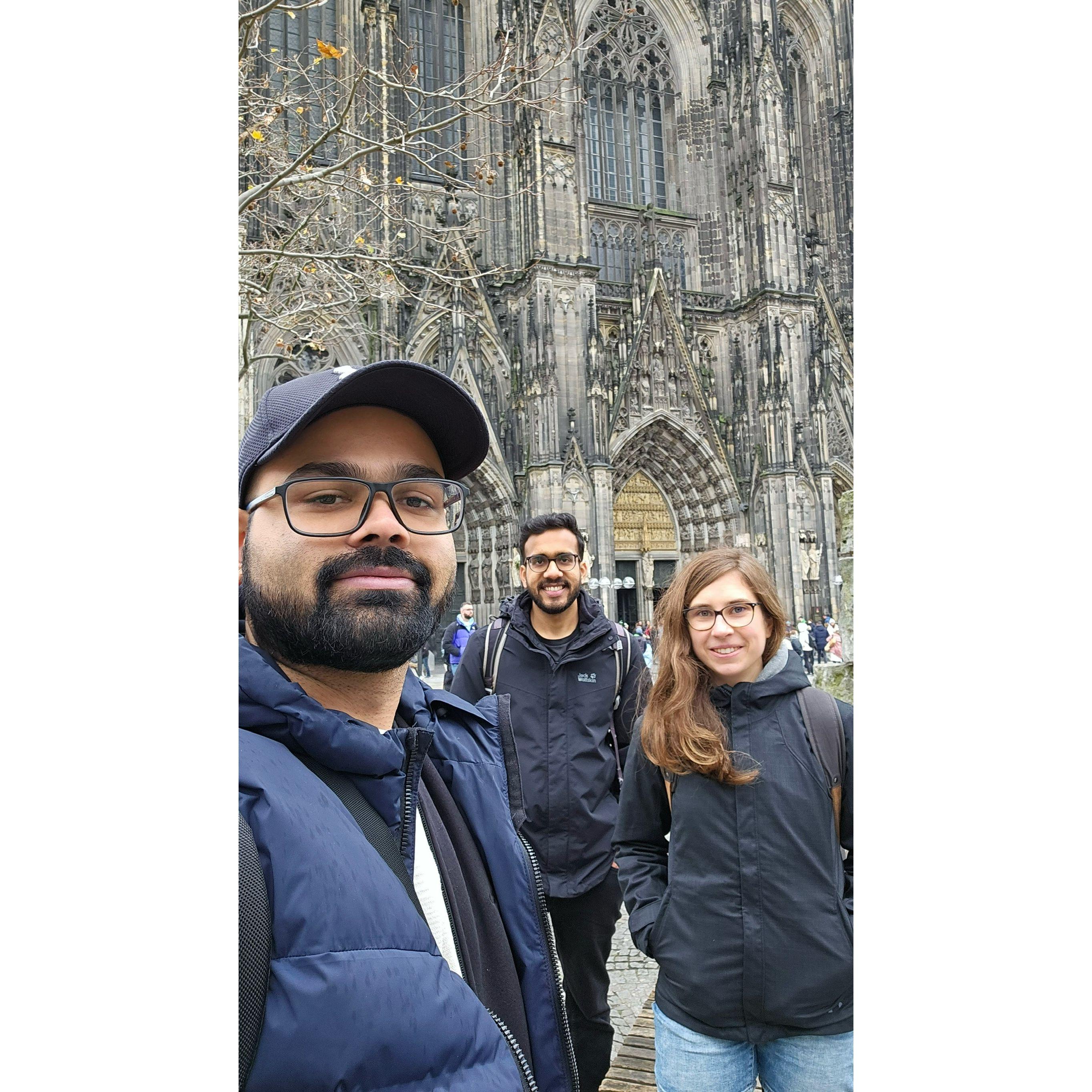 Kölner Weihnachtsmarkt 2023. | Cologne Christmas Market 2023.