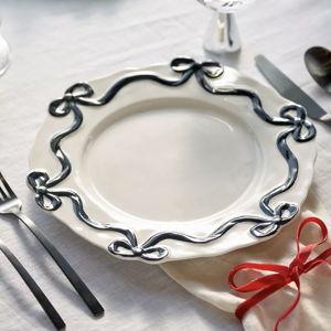 Benedita Bow Stoneware Dinner Plates, Set of 4