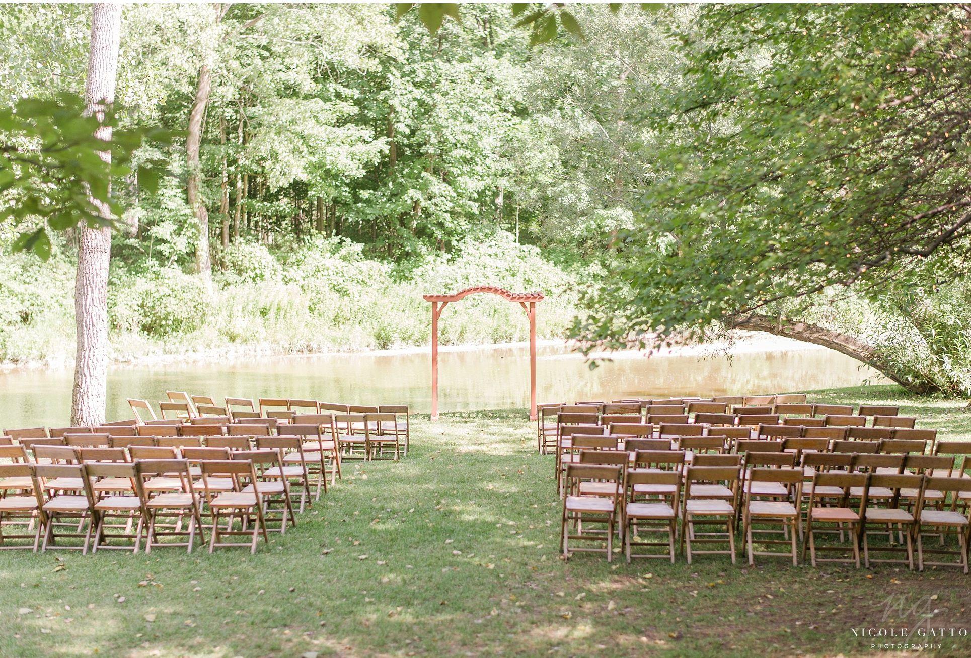 The Wedding Website of Sarah Chamberlain and Charlie Hathaway