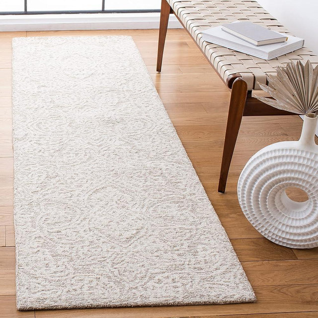 SAFAVIEH Metro Collection Runner Rug - 2'3" x 8', Natural & Ivory, Handmade Wool, Ideal for Hallway, Foyer, Entryway, Bedroom (MET998A)