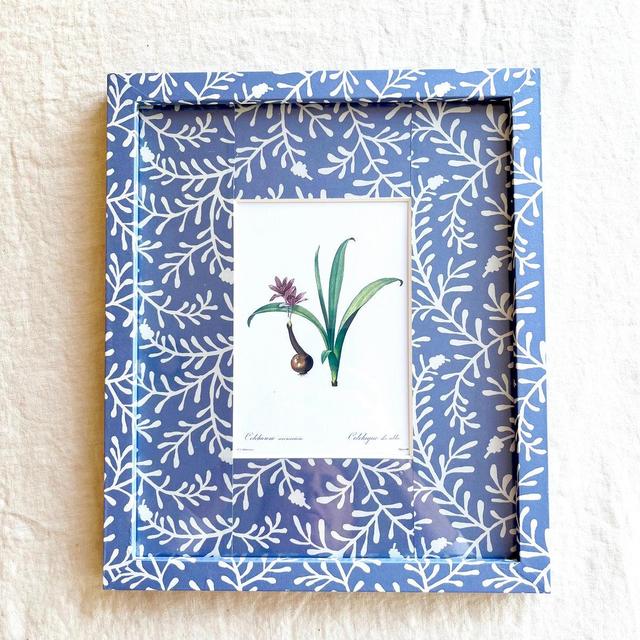 Lila Sprig Frame 11 x 13" - v2