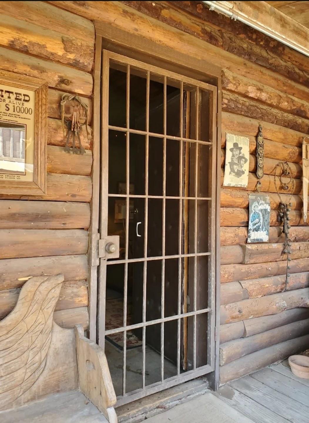 The Wedding Website of Lola Sorrells and Kelly Collins