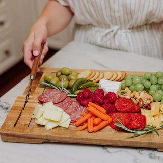 Ventana Tempered Glass & Acacia Cheese Board & Knife Set