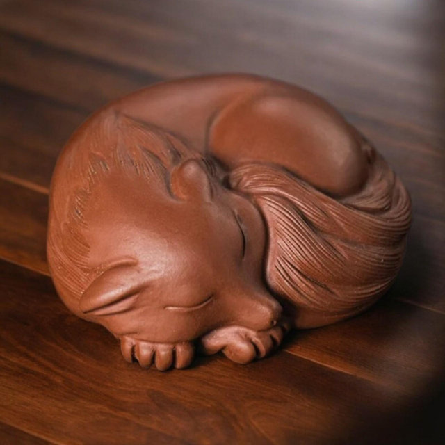 China Yixing Zisha Tea Pet Fox - Handmade Personality Decor - Unique Home and Office Decoration - Elegant Chinese Clay Sculpture