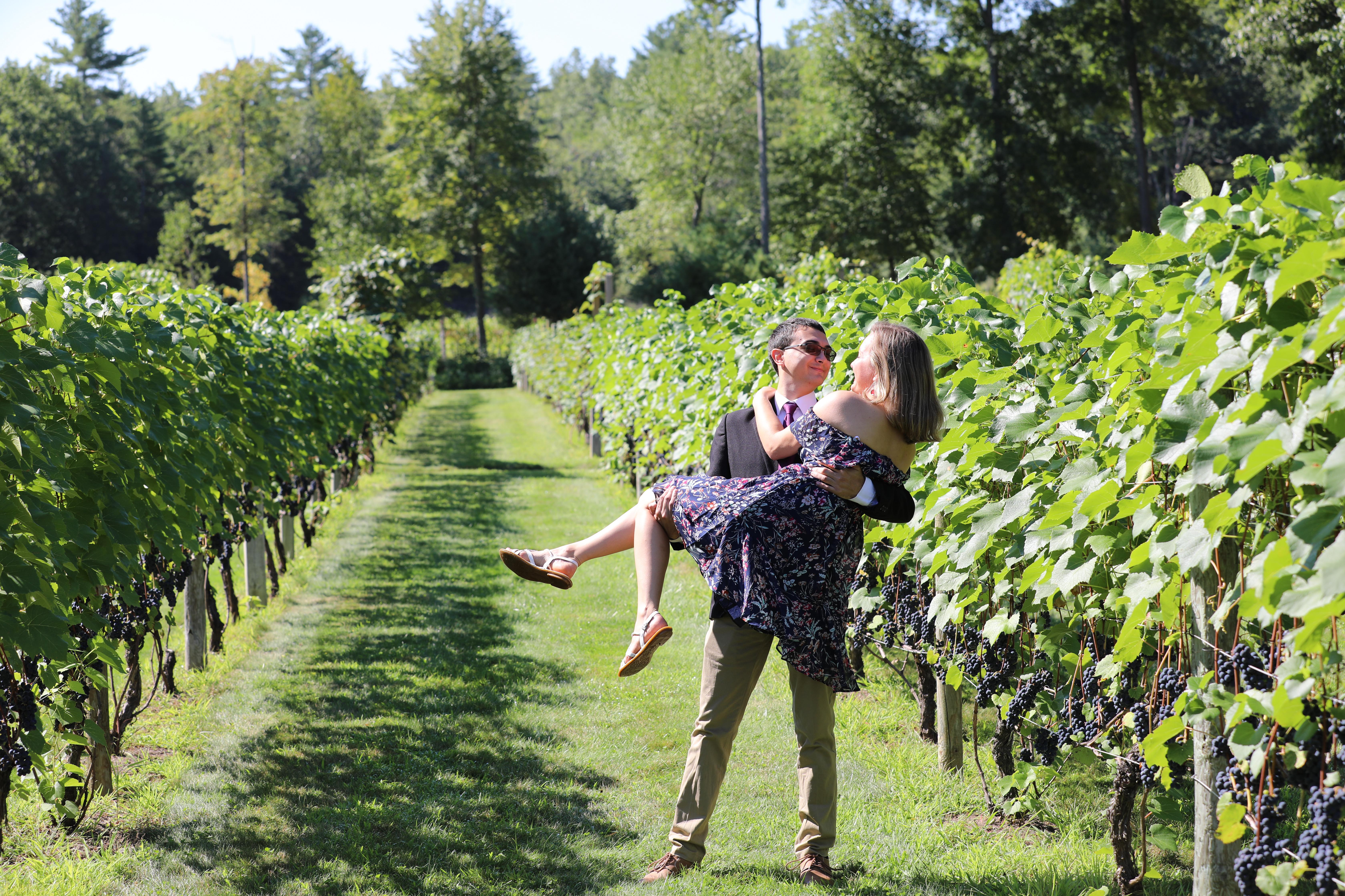 The Wedding Website of Molly Sargent and Alex Lunderville