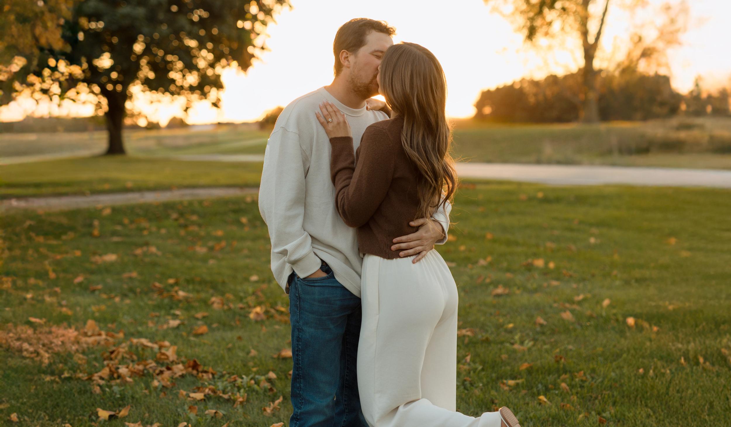 The Wedding Website of Jessie Burke and Luke Hoelscher