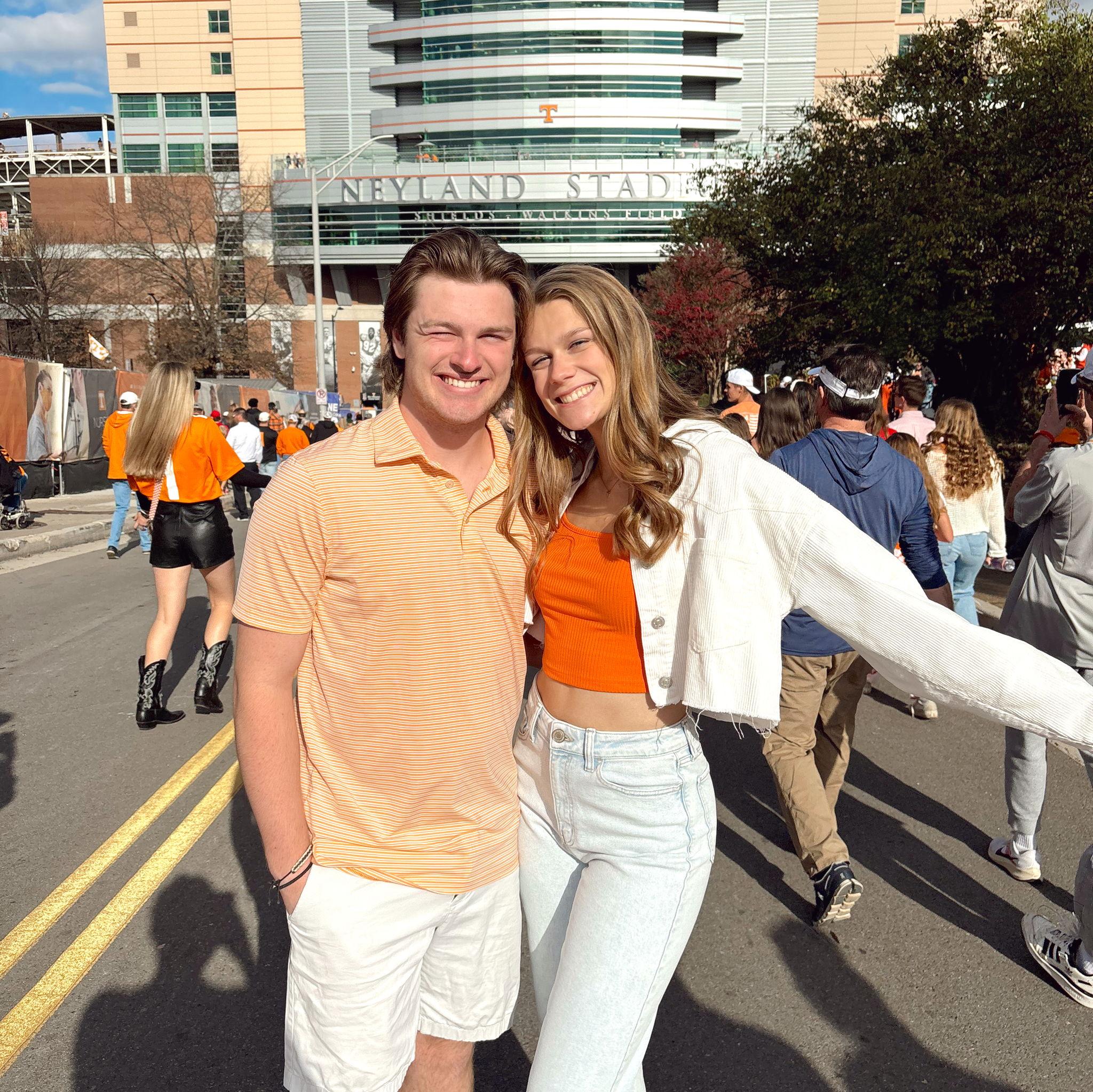 Taylor's next visit to Knox! Her first time seeing the Vols' game-day environment!