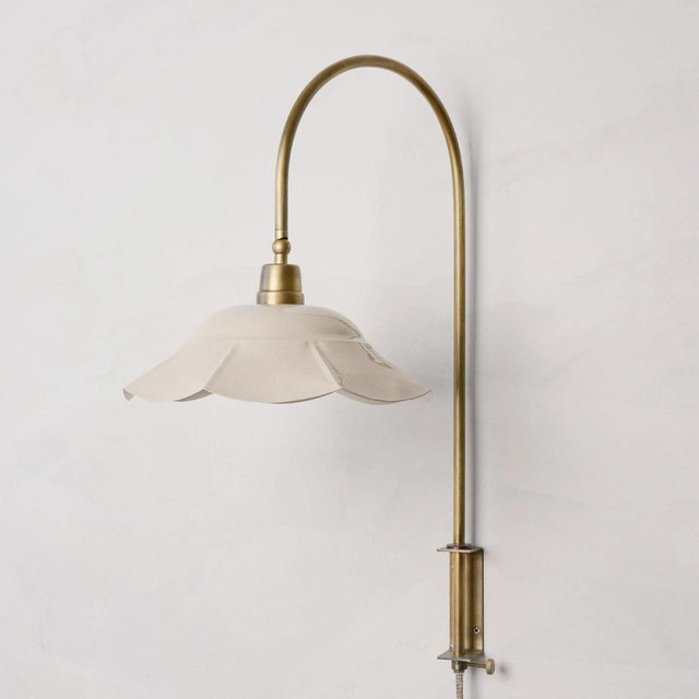 Mary Enamel Plug-in Sconce (Taupe)