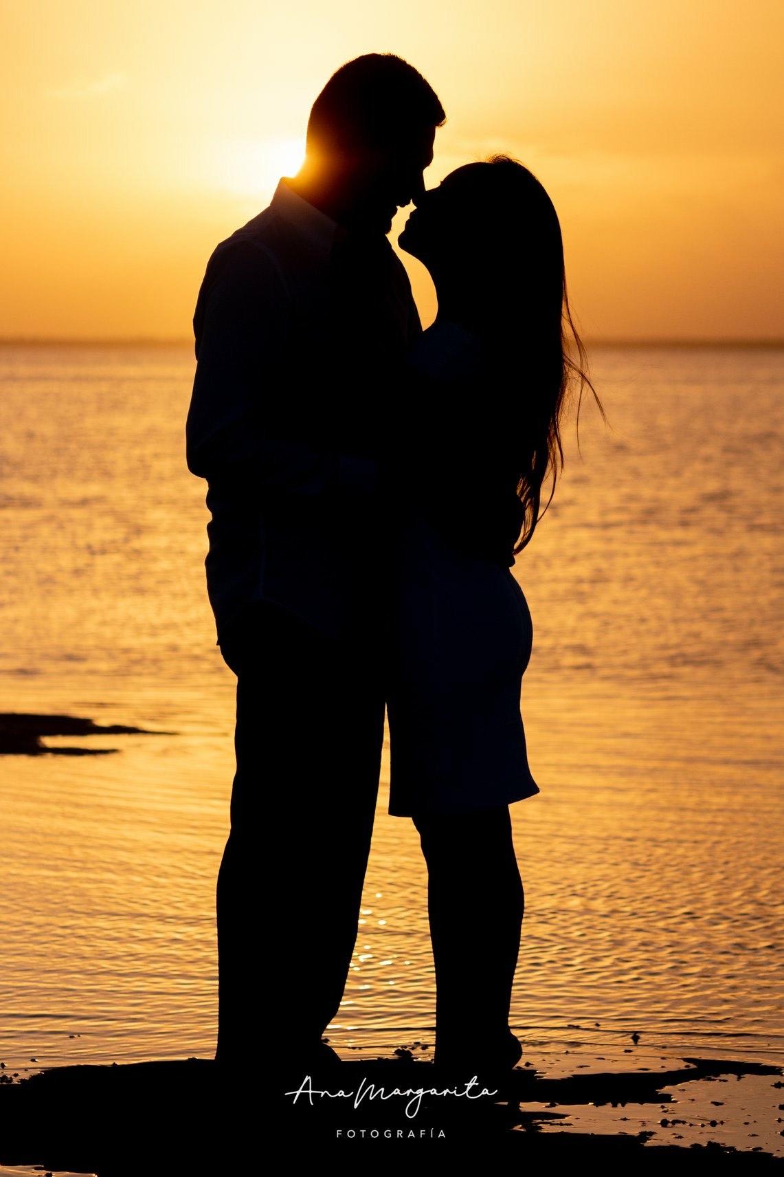 The Wedding Website of Yolanda Acosta and Guliano Molina