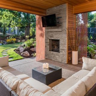 Outdoor Full Motion TV Wall Mount for 37" - 75" TVs