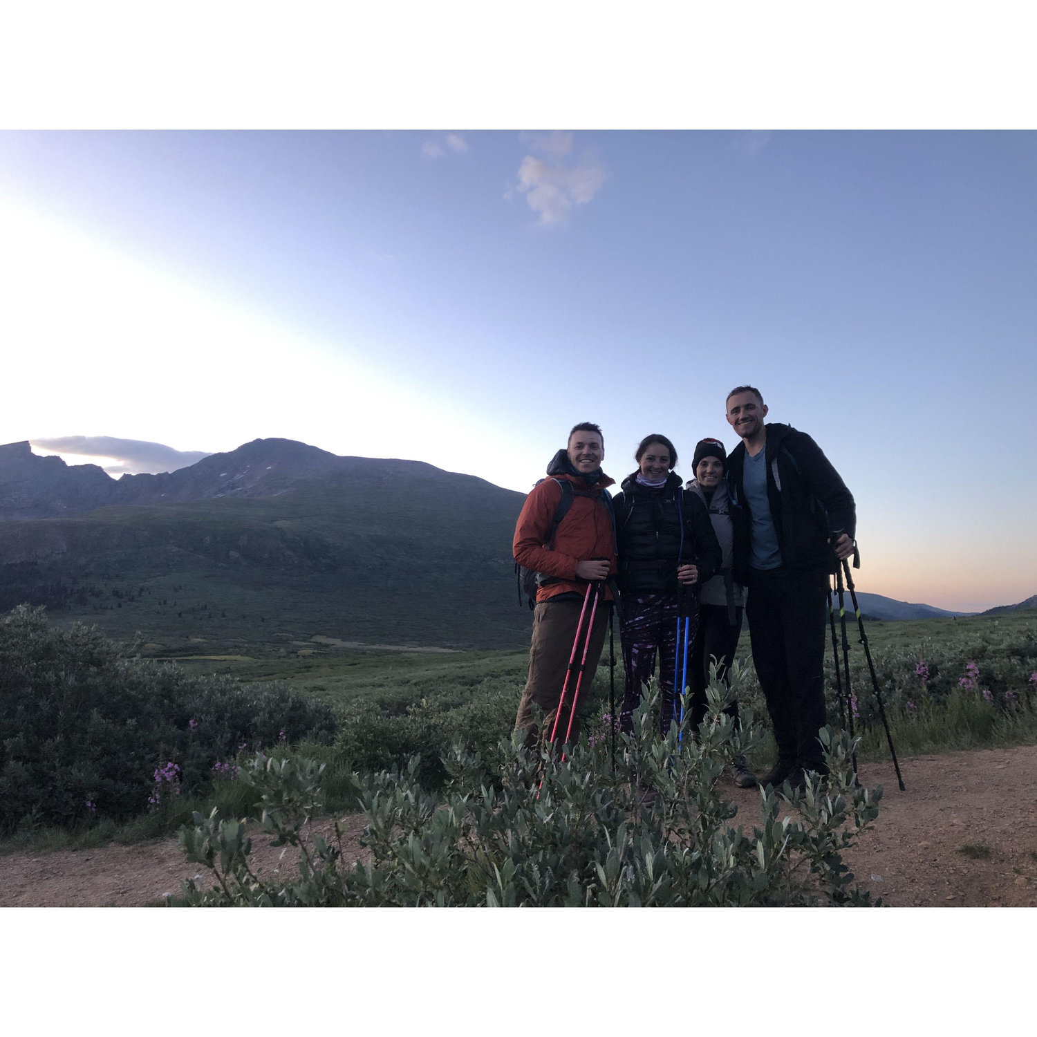 Moonlight 14er Beirstadt. Us finishing just after dawn