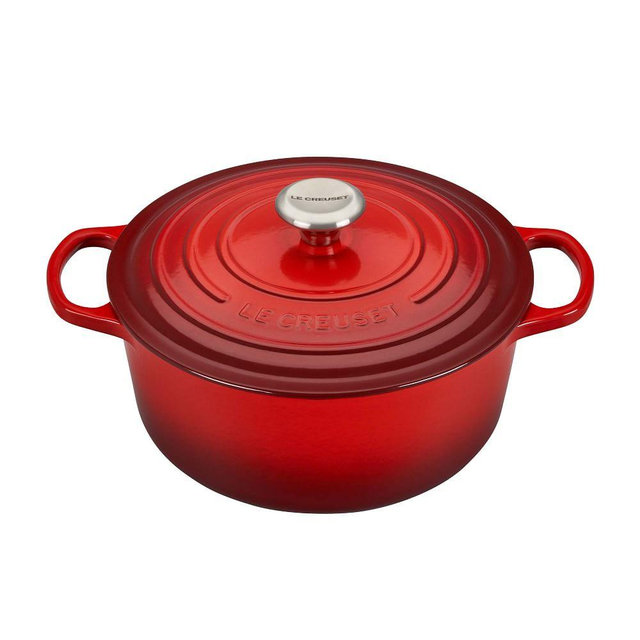 Le Creuset Round Dutch Oven, Cerise, 5.5 qt.