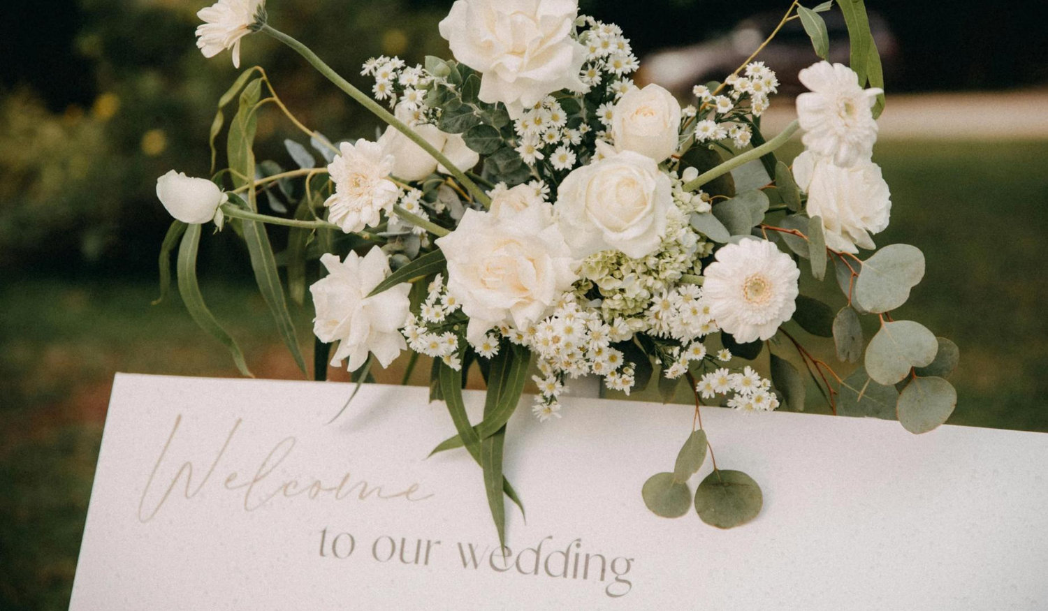 The Wedding Website of Sara Lechowicz and Brandon Dague