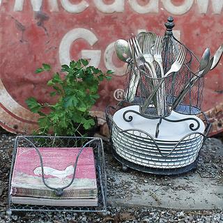 Gatherings Wire Utensil Holder