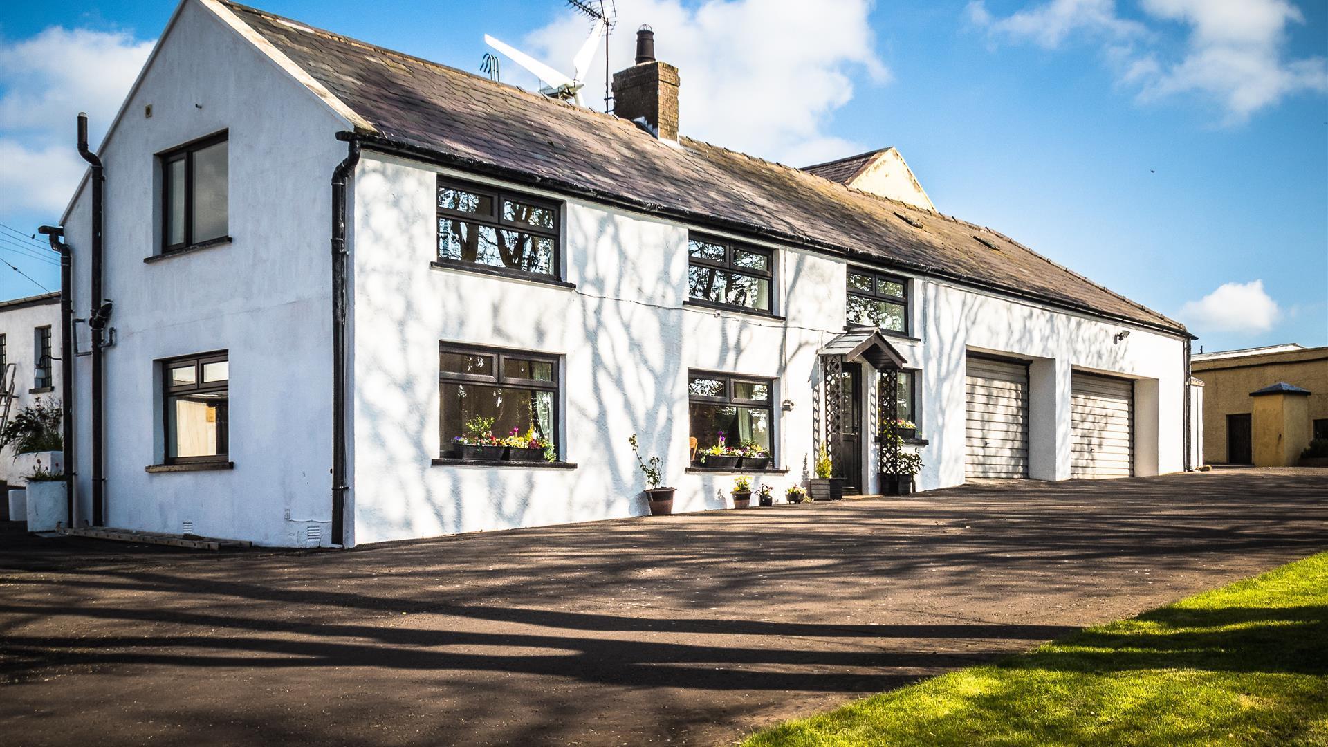 The Wedding Website of Lee Mitchell and Jasmine Doherty