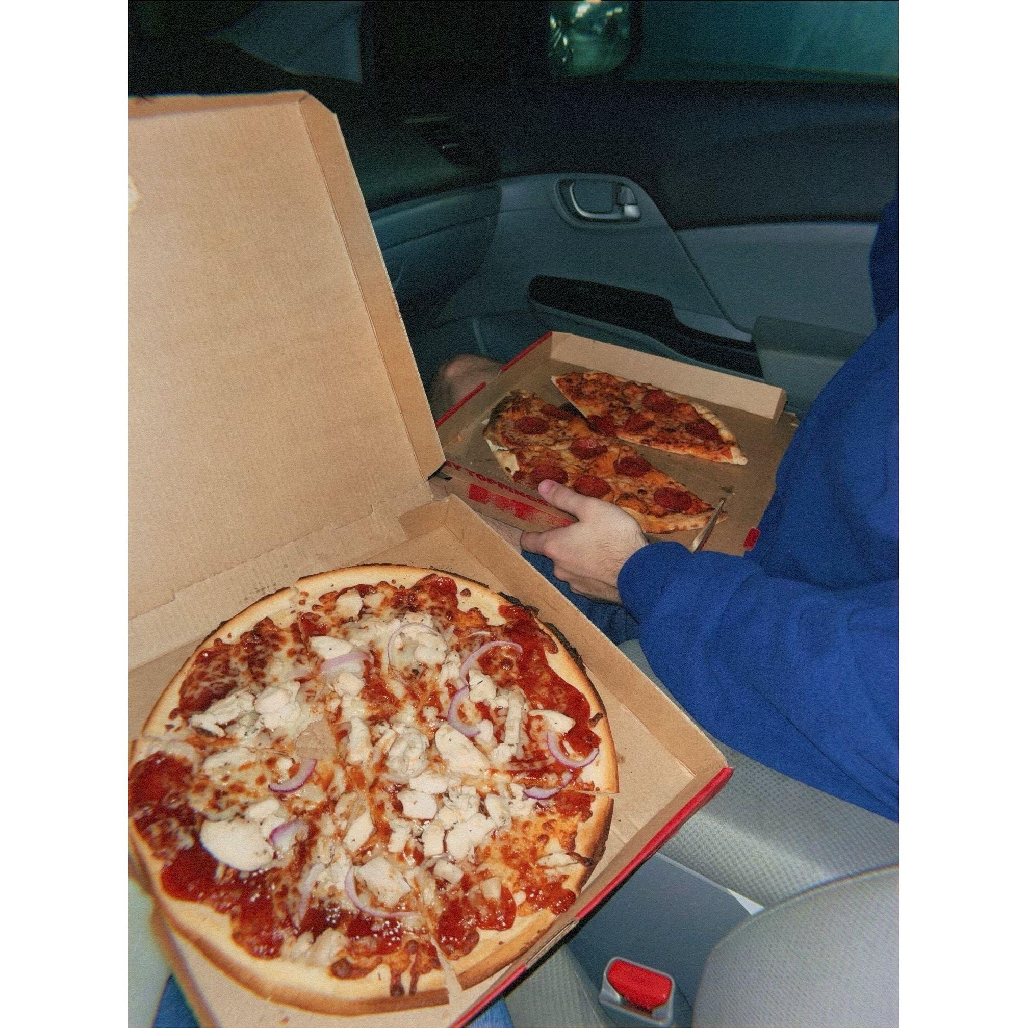 pizza + airport