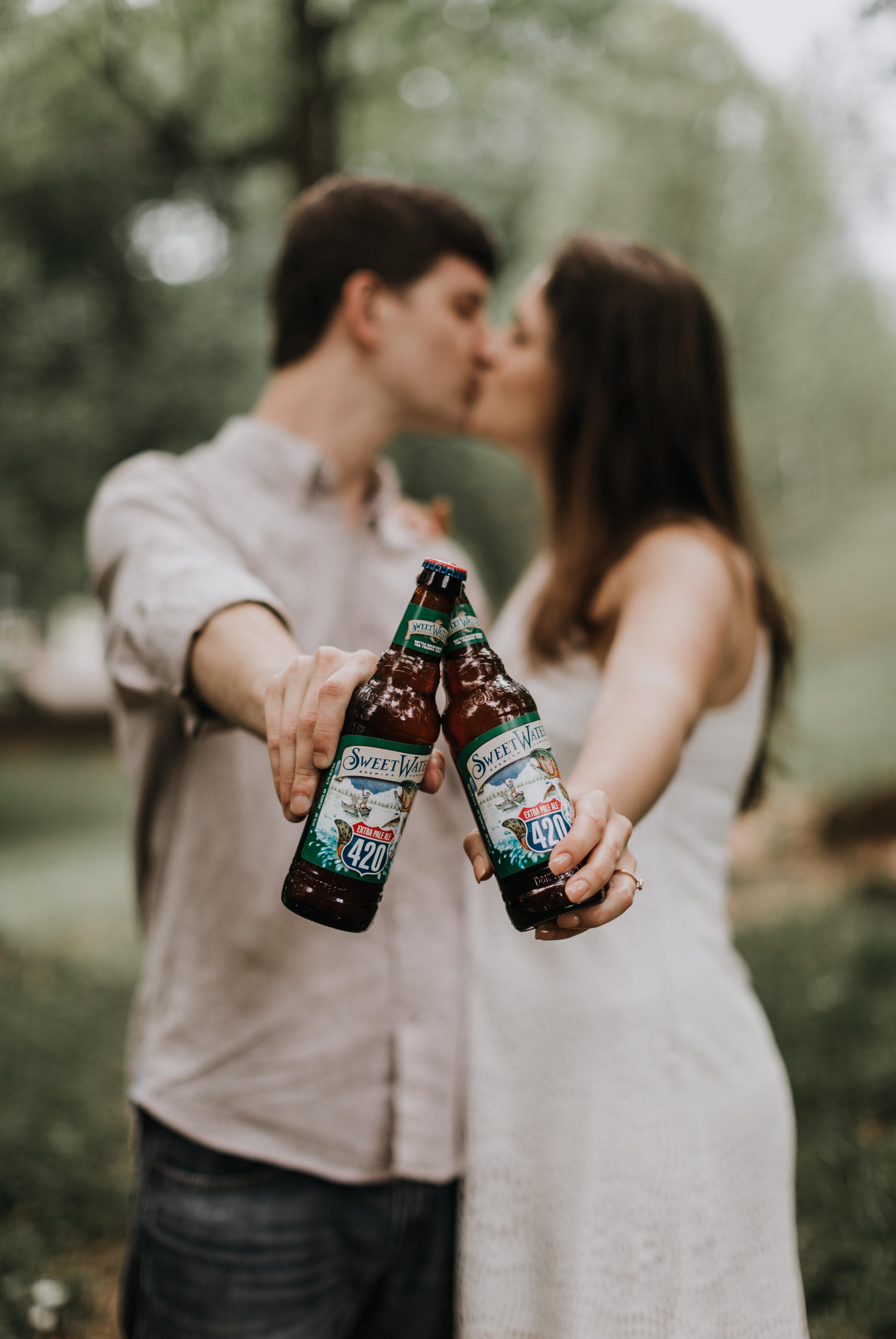 The Wedding Website of Lara Bradbury and Drew Hyde