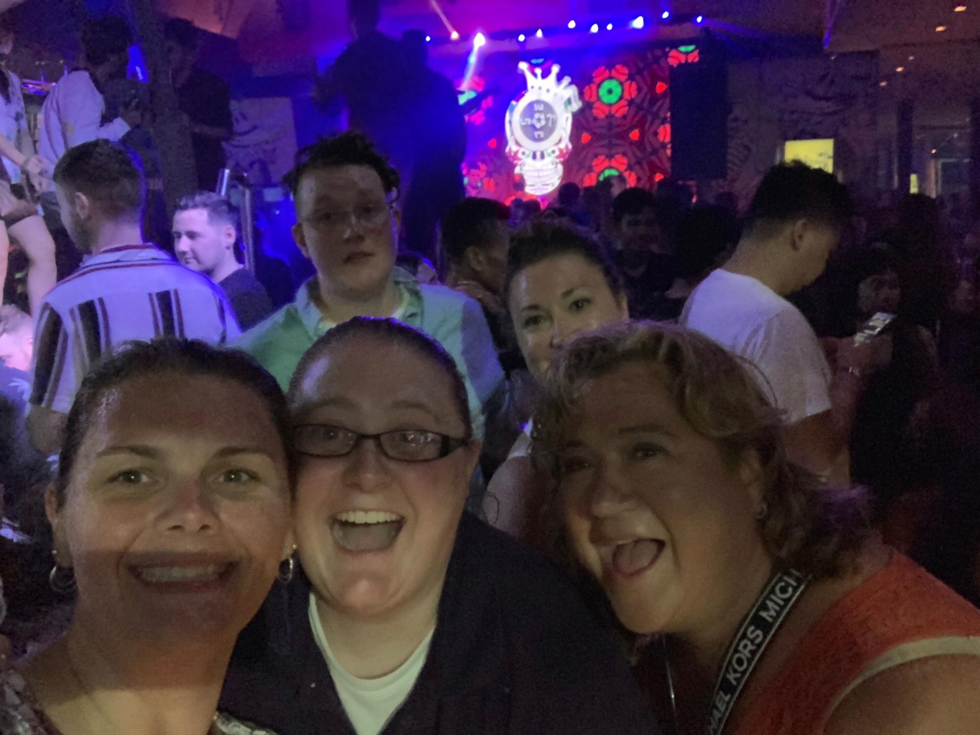Clubbin in Bali!!!